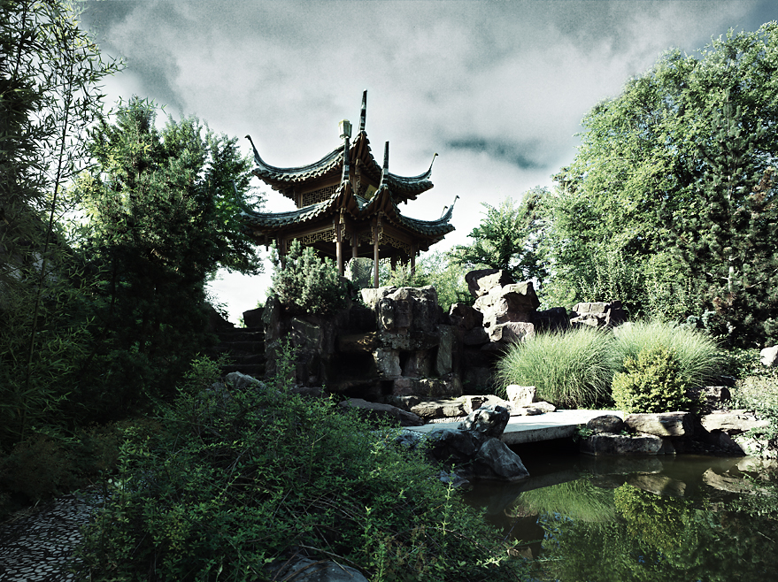 Chinese Garden photo by Werner Pawlok, Elle, Stuttgart, Chinese garden, chinesischer Garten, Gartenschau, Park, IGA, Aussicht