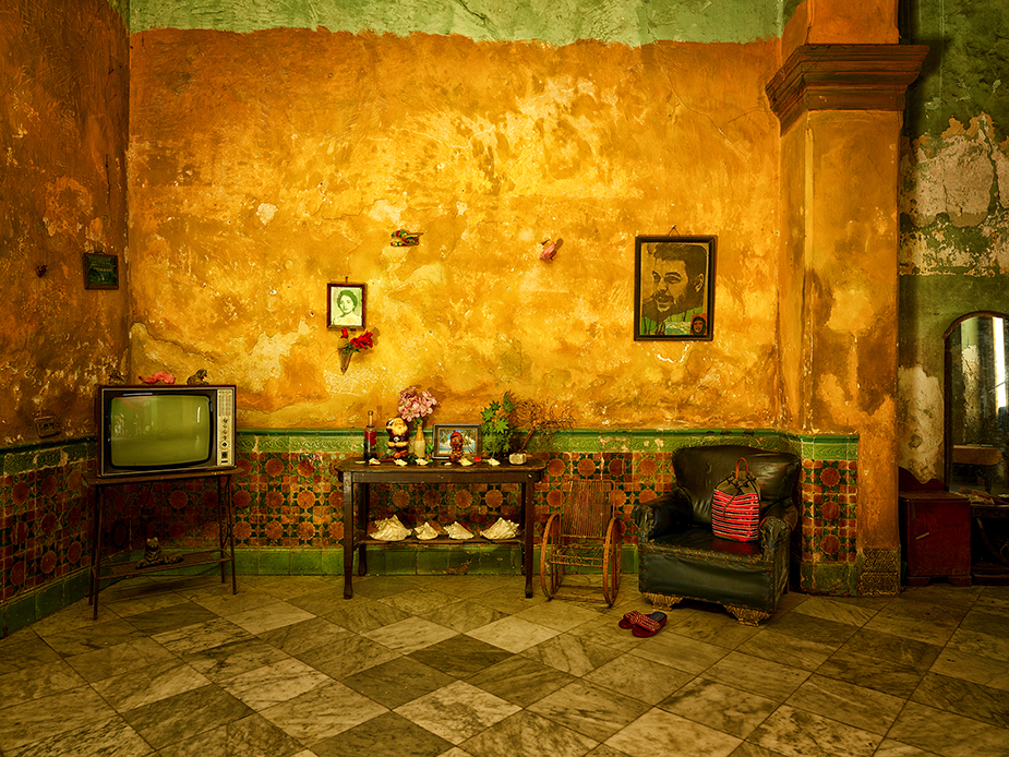 coco in cuba elios house III Coco in Cuba; Chanel; Harpers Bazaar; Kenneth Goh; Karl Lagerfeld; Havana; Havanna; Werner Pawlok; coco in cuba elios house III Coco in Cuba; Chanel; Harpers Bazaar; Kenneth Goh; Karl Lagerfeld; Havana; Havanna; Werner Pawlok;