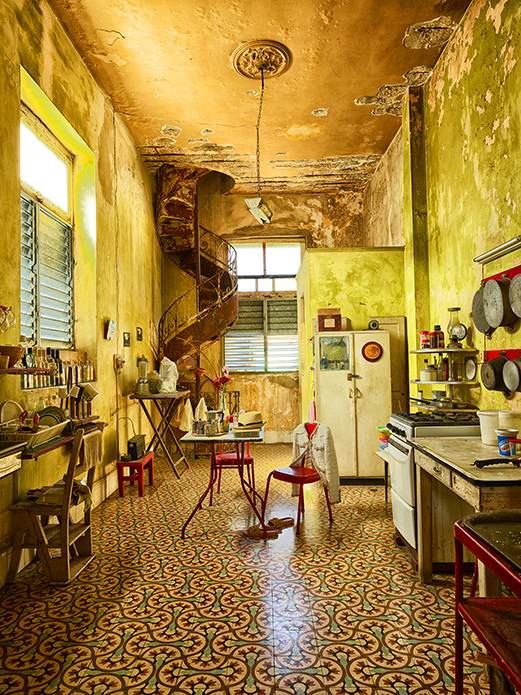 coco in cuba house of alonso I Coco in Cuba; Chanel; Harpers Bazaar; Kenneth Goh; Karl Lagerfeld; Havana; Havanna; Werner Pawlok; coco in cuba house of alonso I Coco in Cuba; Chanel; Harpers Bazaar; Kenneth Goh; Karl Lagerfeld; Havana; Havanna; Werner Pawlok;