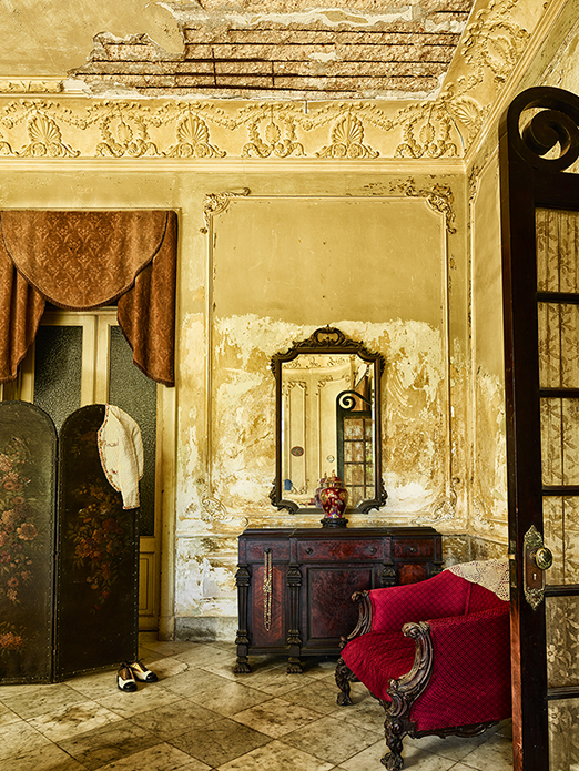 coco in cuba house of alonso IV Coco in Cuba; Chanel; Harpers Bazaar; Kenneth Goh; Karl Lagerfeld; Havana; Havanna; Werner Pawlok;