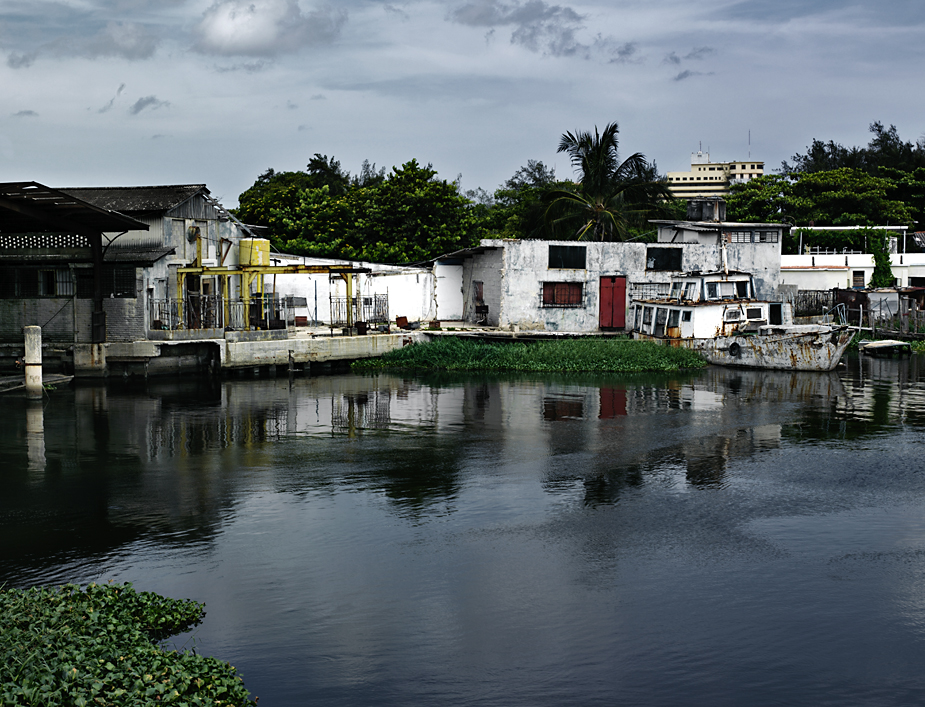 Almendares I - Havana photo by werner pawlok, cuba, kuba, insel der grossen antillen, morbid, charme, che guevarra, fidel castro, landscape, city, karibik, havanna, almendares