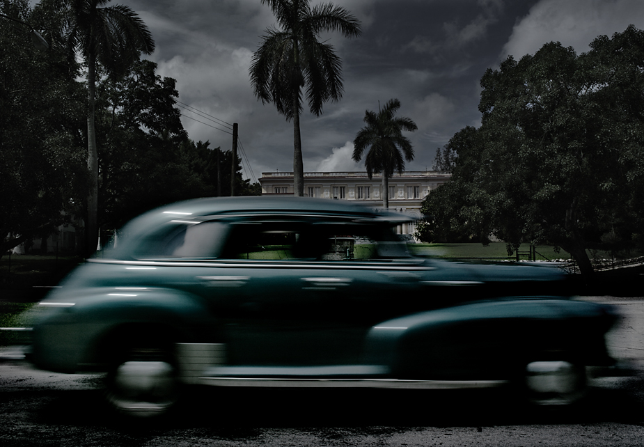 Casa Cohiba - Havana photo by werner pawlok, cuba, kuba, insel der grossen antillen, morbid, charme, che guevarra, fidel castro, landscape, city, karibik, havanna, casa cohiba