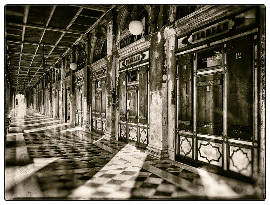 Cafe Florian Venice, Venedig, Paläste, Palaces in Venice, Dimore Veneziane, Werner Pawlok, Palazzi, Dottore della Peste, Cafe Florian Venice, Venedig, Paläste, Palaces in Venice, Dimore Veneziane, Werner Pawlok, Palazzi, Dottore della Peste,