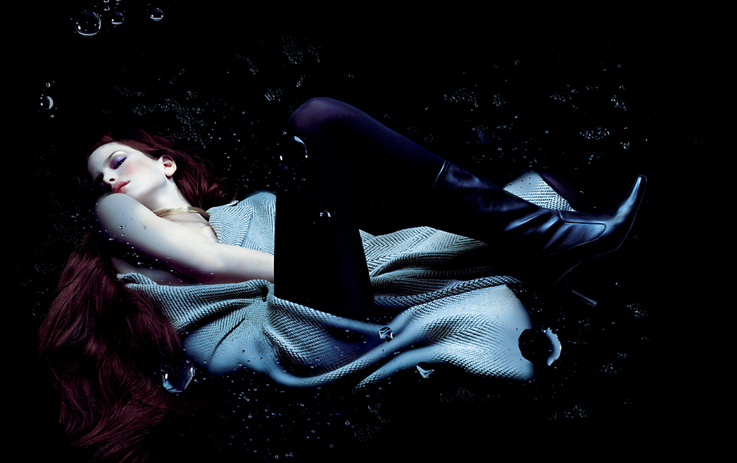 raindrops 2 waterdrops, raindrops, photo by werner pawlok, fashion, top fashion, fashion photography, marc cain, studio photography, topmodel raindrops 2 waterdrops, raindrops, photo by werner pawlok, fashion, top fashion, fashion photography, marc cain, studio photography, topmodel