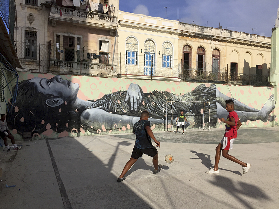 Graffiti 20, 2016 Gaffiti, street art, Kuba, Graffiti 20; cuba expired; Werner Pawlok Graffiti 20, 2016 Gaffiti, street art, Kuba, Graffiti 20; cuba expired; Werner Pawlok
