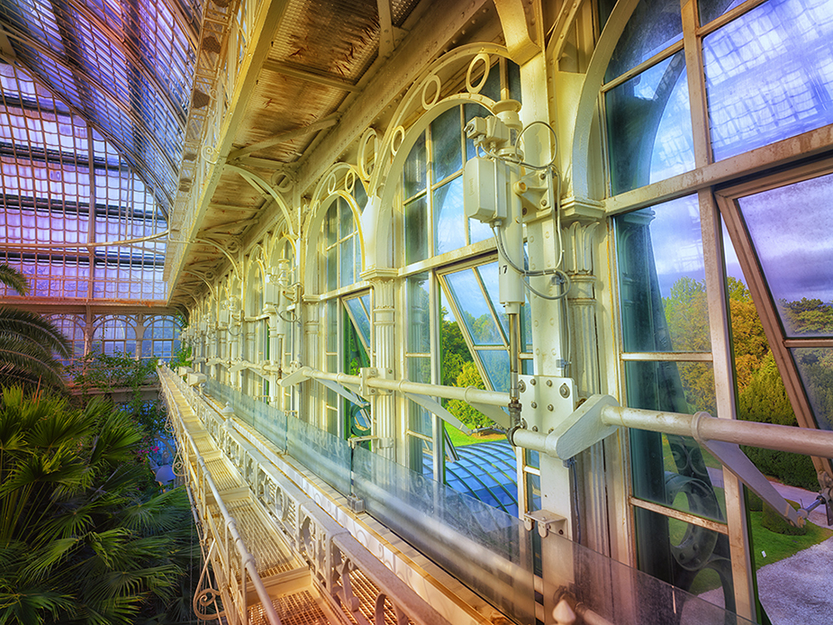 Großes Palmenhaus Schönbrunn III  Greenhouses, Cathedrals for Plants, Werner Pawlok