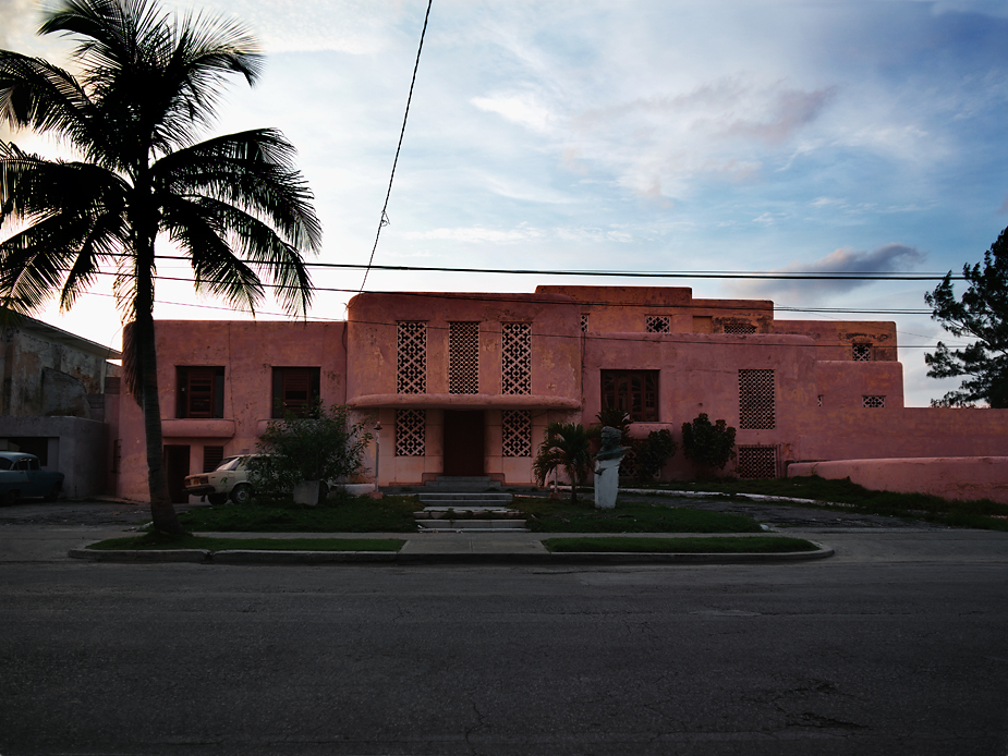 1st Avenue 1st Avenue, photo by werner pawlok, cuba, kuba, insel der grossen antillen, morbid, charme, che guevarra, fidel castro, landscape, city, karibik, havanna 1st Avenue 1st Avenue, photo by werner pawlok, cuba, kuba, insel der grossen antillen, morbid, charme, che guevarra, fidel castro, landscape, city, karibik, havanna
