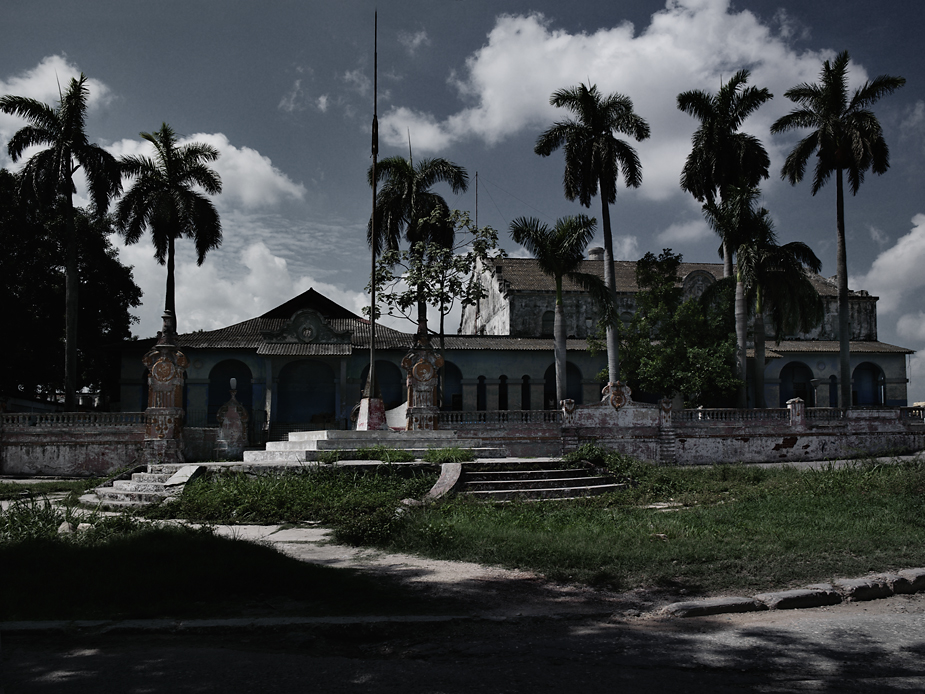 Tivoli Tivoli, photo by werner pawlok, cuba, kuba, insel der grossen antillen, morbid, charme, che guevarra, fidel castro, landscape, city, karibik, havanna Tivoli Tivoli, photo by werner pawlok, cuba, kuba, insel der grossen antillen, morbid, charme, che guevarra, fidel castro, landscape, city, karibik, havanna