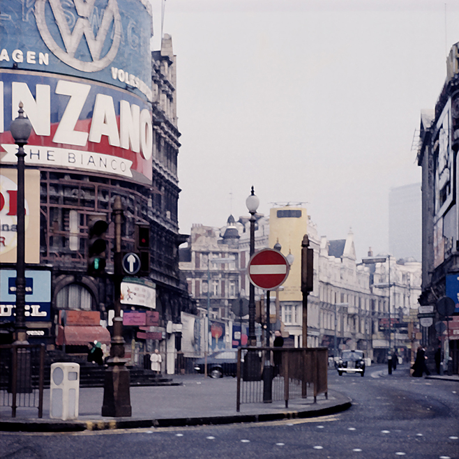 Piccadilly Circus 1 