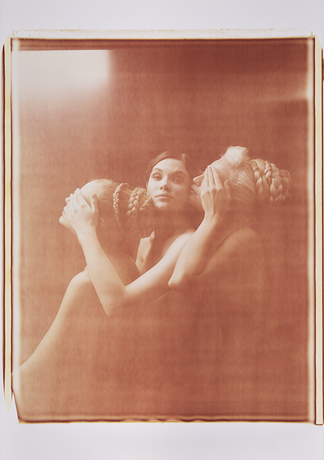 Drei Frauen II Monochrome, Polaroid 20x24", Werner Pawlok Drei Frauen II Monochrome, Polaroid 20x24", Werner Pawlok