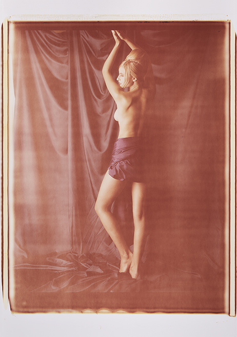 Nathalie - Ganzkörper II Monochrome, Polaroid 20x24", Werner Pawlok